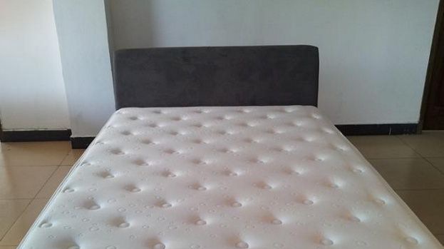 �й�ʮ�����ƴ��棬ϯ��˼���棬˿������