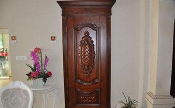 ����ľ��Ʒ������