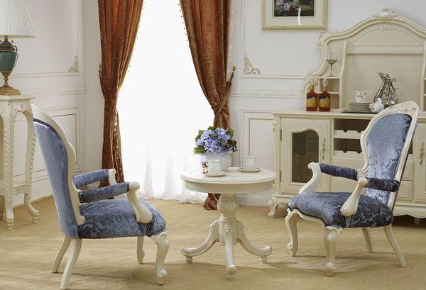 �������г�