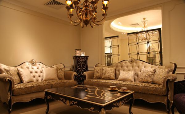 ֣�ݶ����г�