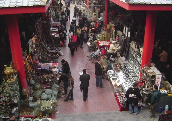 ���ݶ����г�