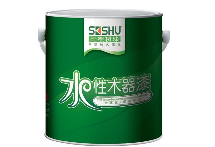 ������ľ����