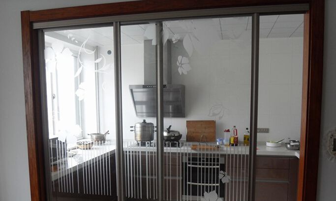 ����������