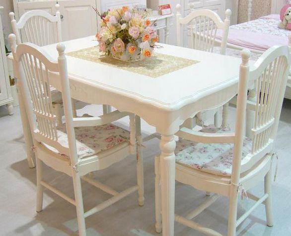 ��ɫ��������