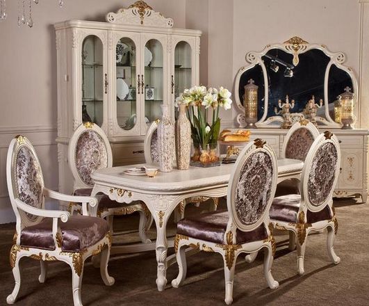 ��ɫ��������