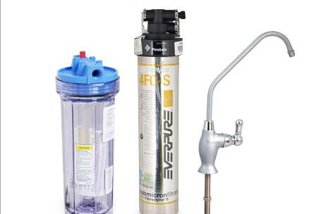 ���ض���ˮ��