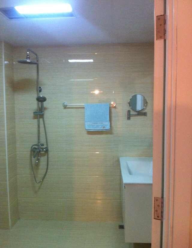 �����Ͻ��¸���һ��װ��Ч��ͼ