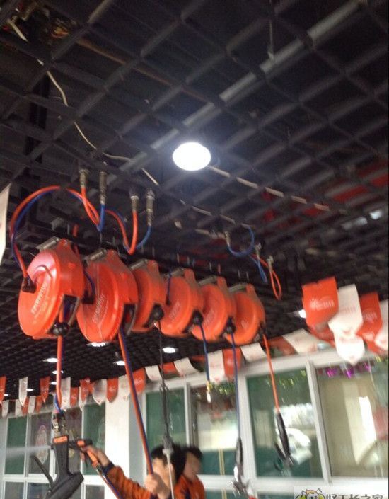 太原鑫欣明洗车带维修车间装修效果图