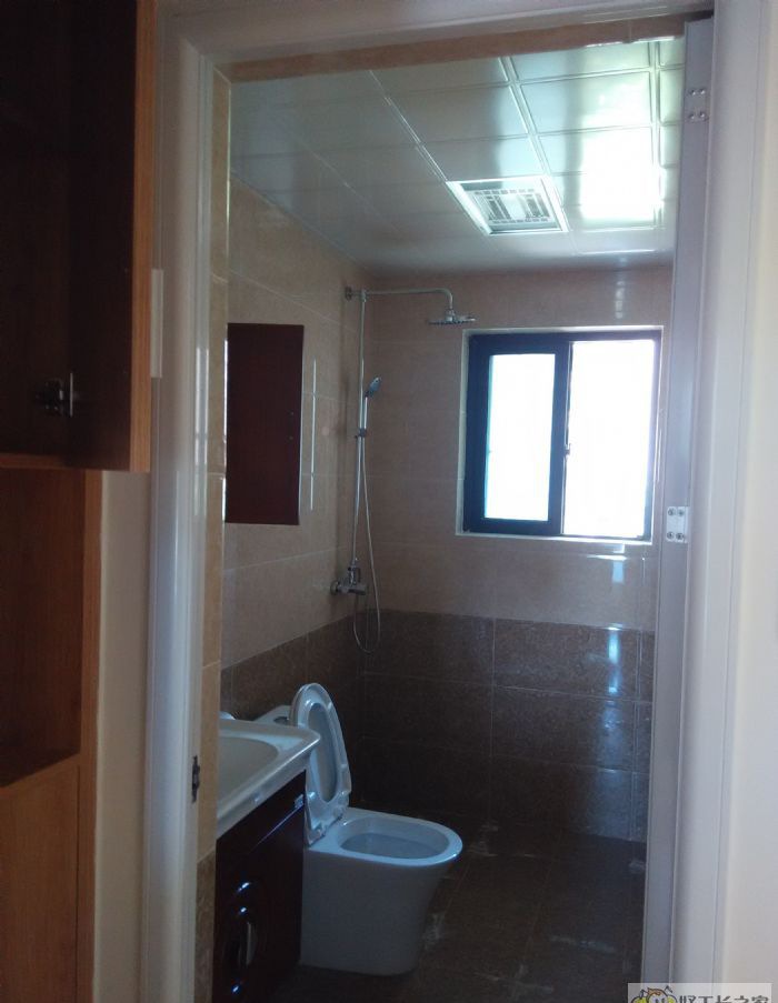 �ɶ���ݹ��ʳ�װ��Ч��ͼ