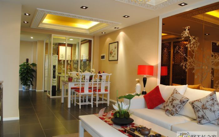 ֣�ݶ������װ��Ч��ͼ