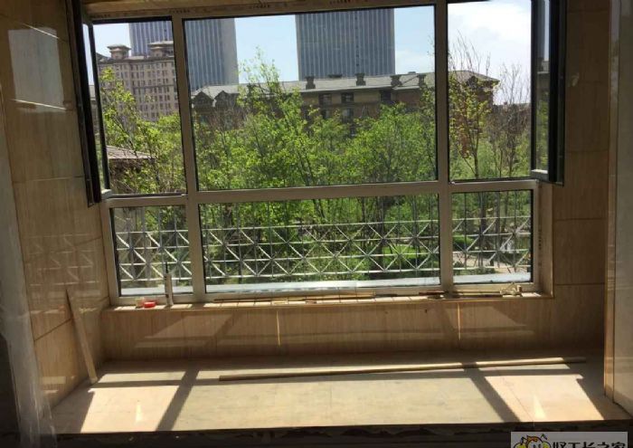 ������ɫ��魳�װ��Ч��ͼ