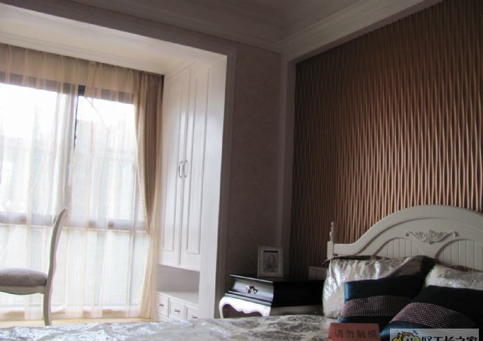 南宁中房翡翠园样板间装修效果图