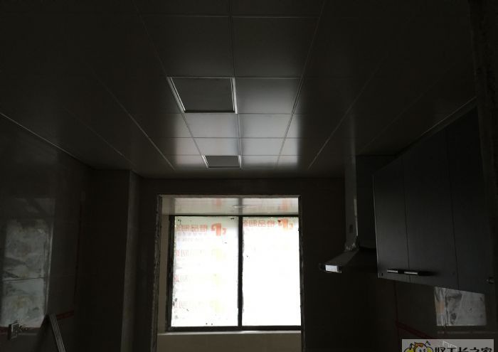 �ɶ���ï��װ��Ч��ͼ