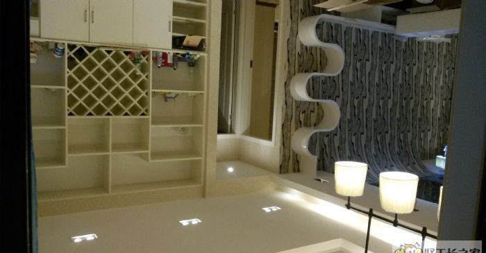 �ɶ����۹㳡װ��Ч��ͼ