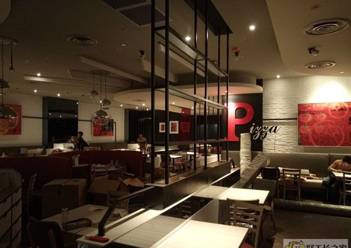 武汉南国西汇必胜客装修效果图