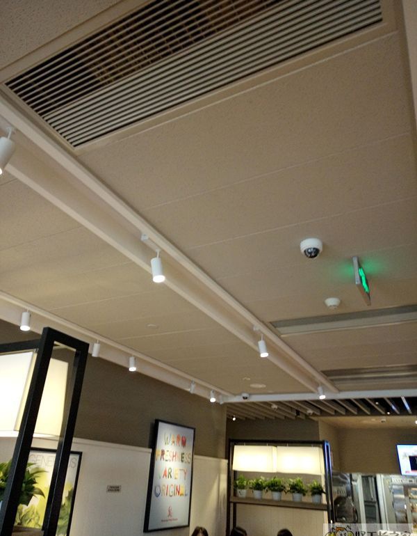 武汉南昌玉河KFC装修效果图