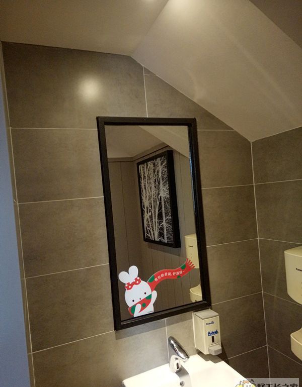 武汉光谷中商KFC装修效果图