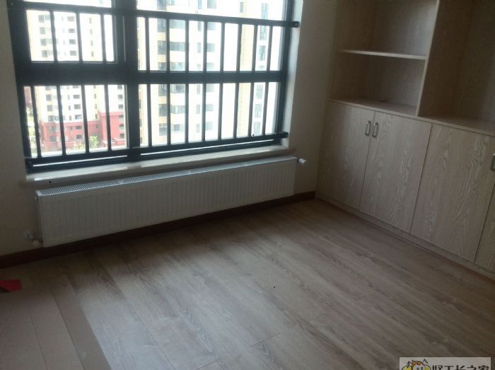 �人İİ��װ��Ч��ͼ