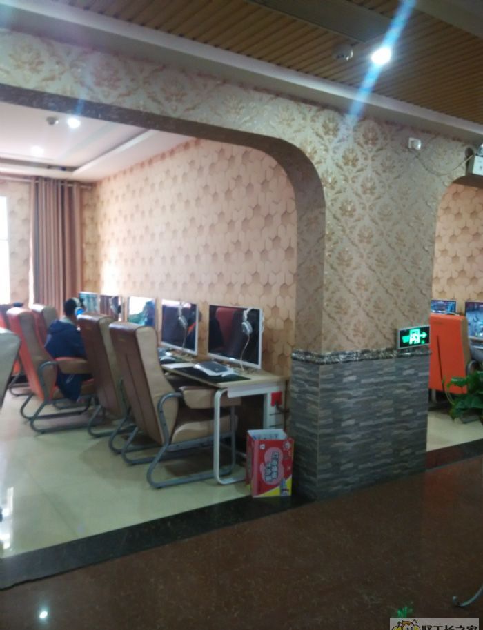 �人E����������װ��Ч��ͼ