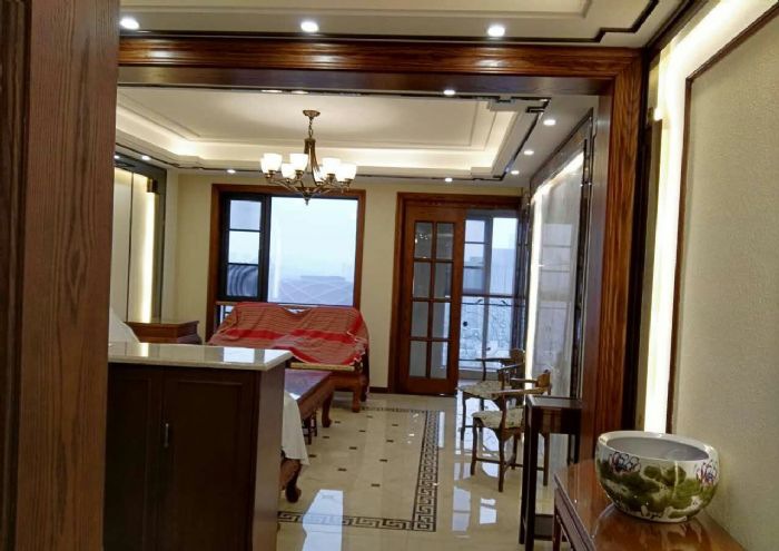 �人���ض�������װ��Ч��ͼ