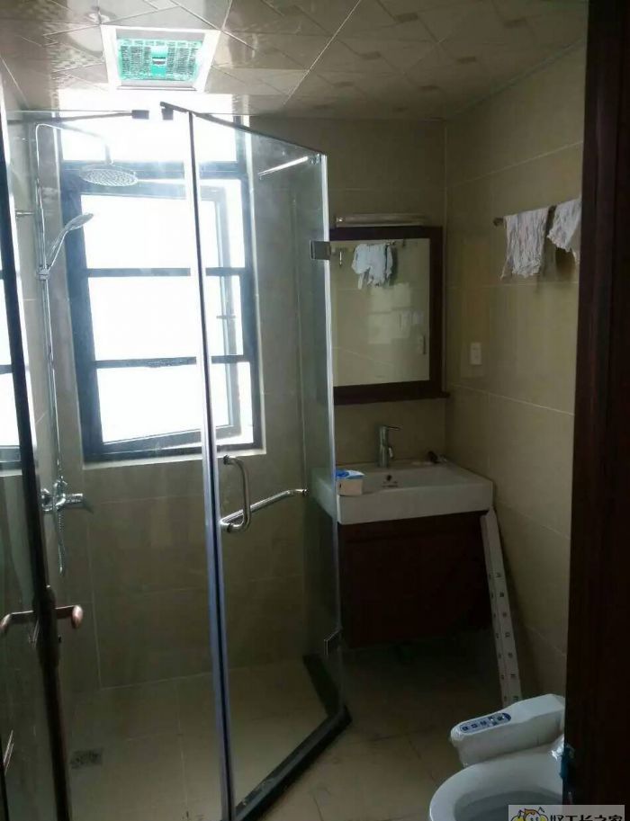 �ϲ�÷����л��װ��Ч��ͼ