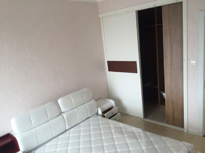 �����������϶�װ��Ч��ͼ