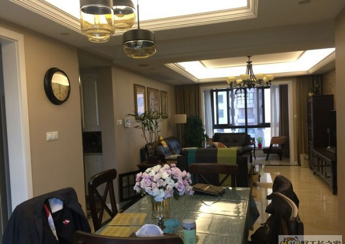 �Ϸ�������װ��Ч��ͼ