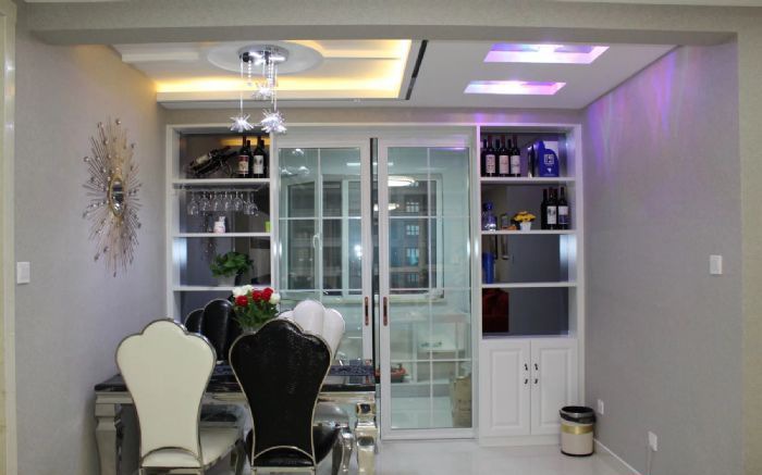 ���ݾ���Է��װ��Ч��ͼ