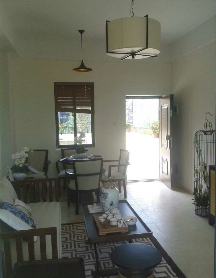 ���ڱ����۾�װ��Ч��ͼ