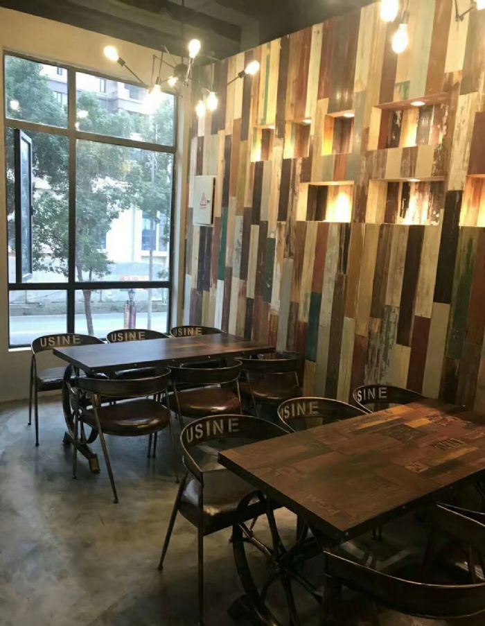 武汉再叙老街烧烤吴家山店装修效果图