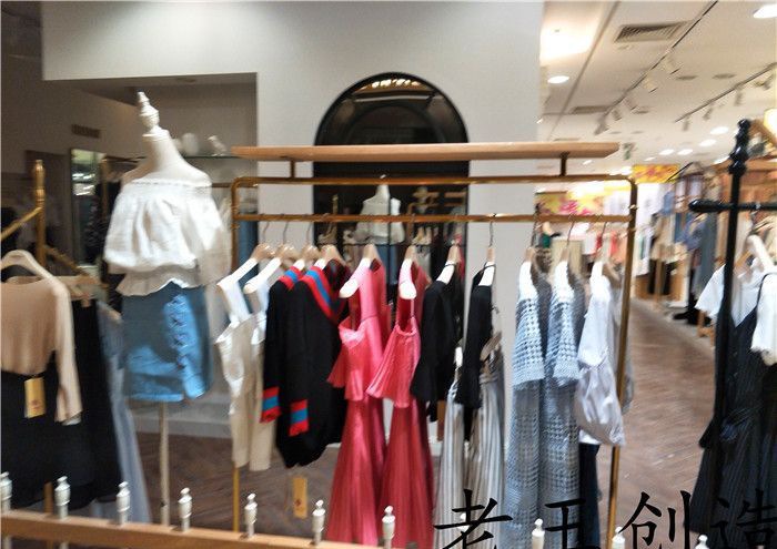 �Ϻ�������ͨ�˰۰�װ��Ч��ͼ