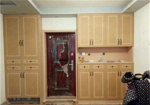 ������ɫ����Էװ��Ч��ͼ