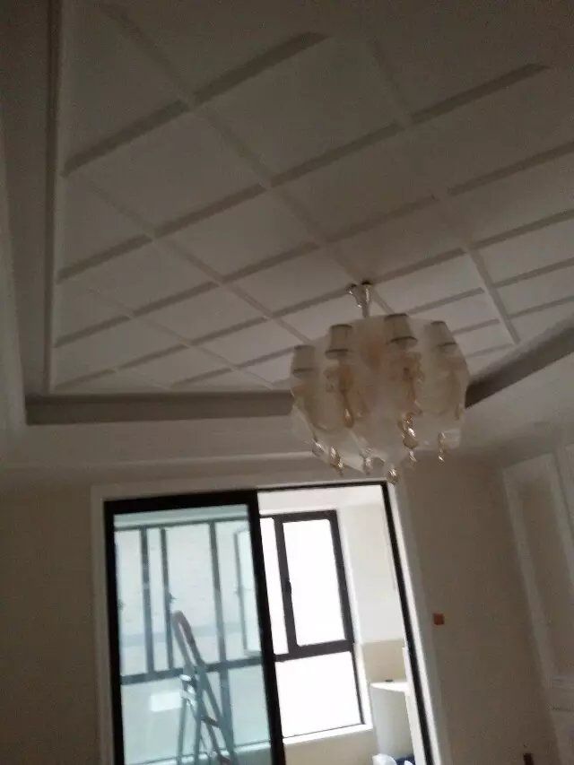 �人��������ڳ��й㳡��װ��Ч��ͼ