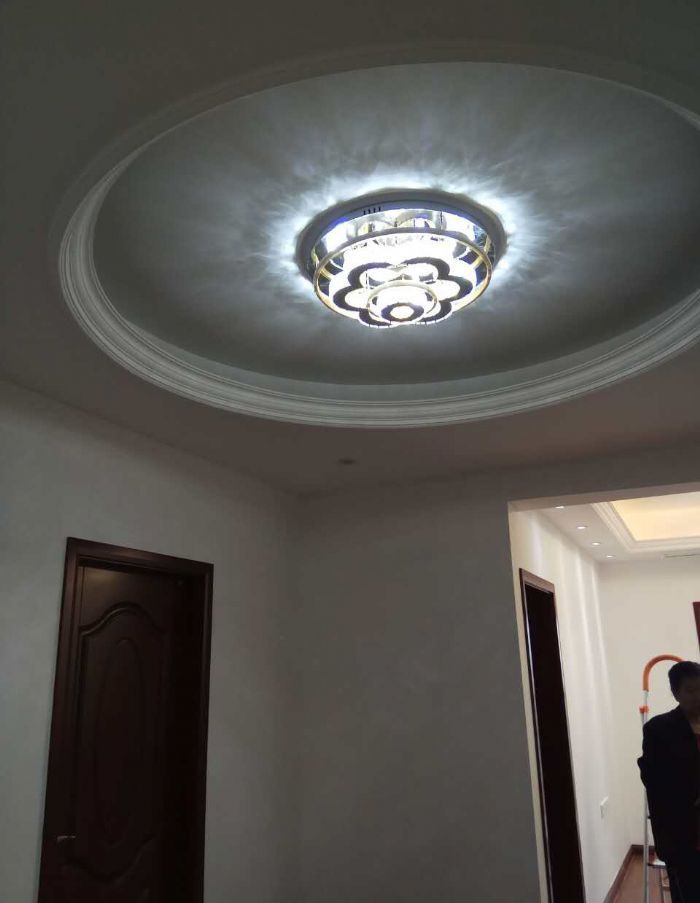 �人�����϶�����װ��Ч��ͼ