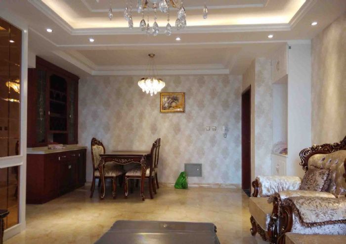 �人��Ƴ�װ��Ч��ͼ