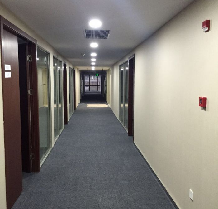 上海临潼路188办公室装修效果图