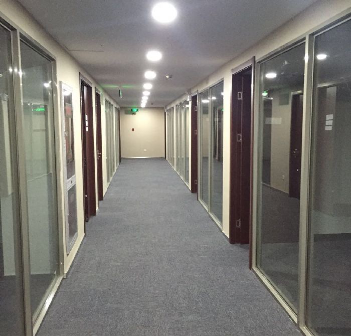 上海临潼路188办公室装修效果图