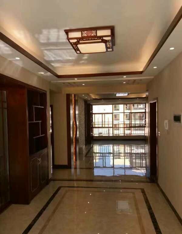 �����к��ó�װ��Ч��ͼ