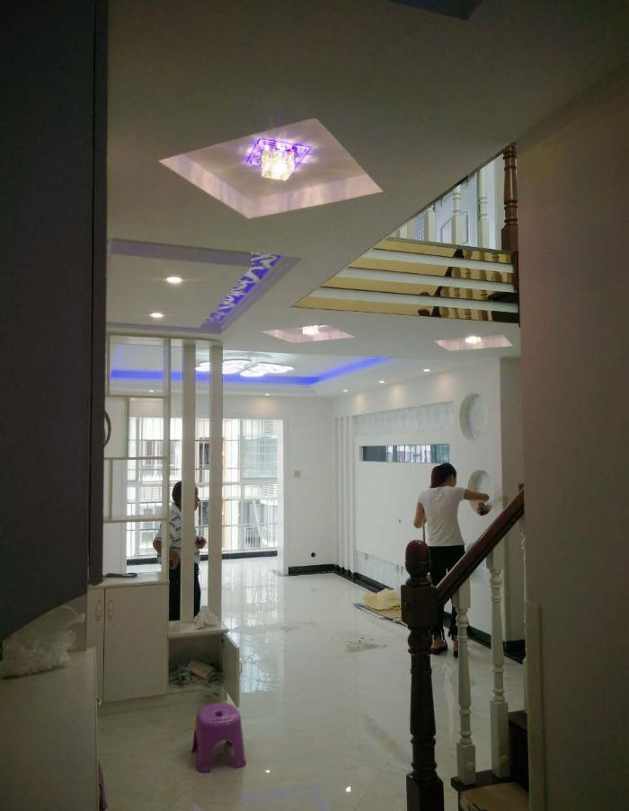 �ɶ����ӱ�����װ��Ч��ͼ