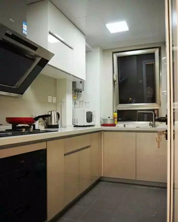 ���ڻ�����Էװ��Ч��ͼ