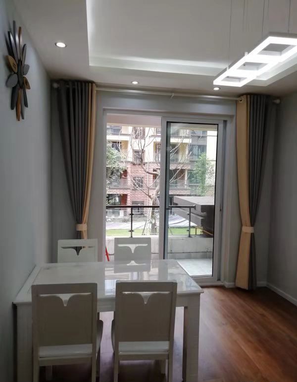 �ɶ��ʹں�Ҽ��װ��Ч��ͼ