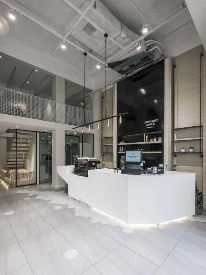 �Ϻ�����㳡��Ʒ��װ��Ч��ͼ