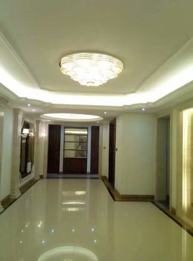 ������ɫ����װ��Ч��ͼ