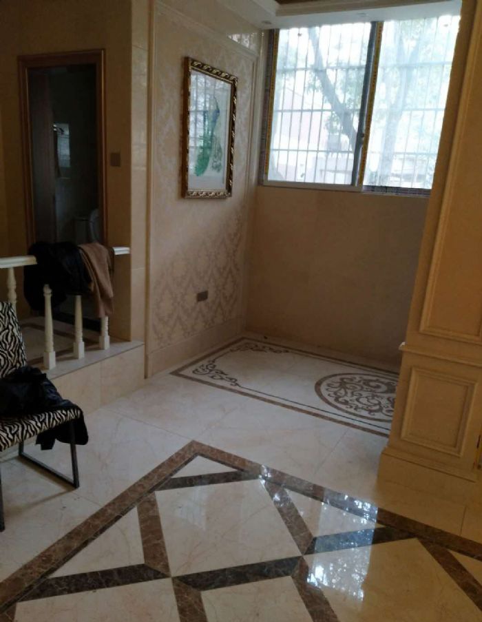 �人��ɫ�������װ��Ч��ͼ