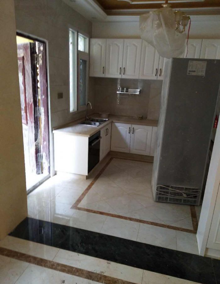 �人��ɫ�������װ��Ч��ͼ