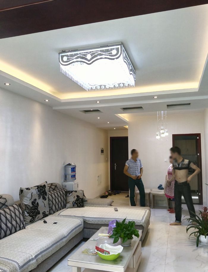 �ɶ�����Ӣ��װ��Ч��ͼ