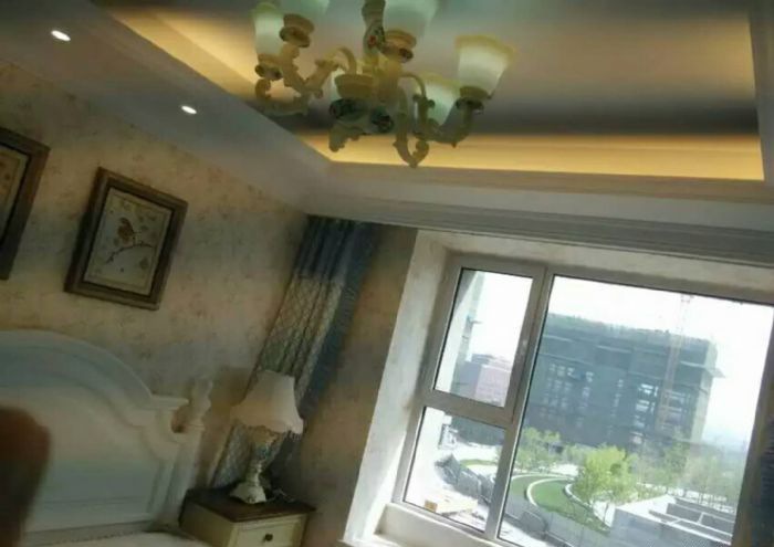 �Ϸ�������:��һ����װ��Ч��ͼ