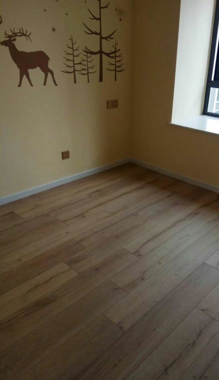 �ɶ��̵�װ��Ч��ͼ