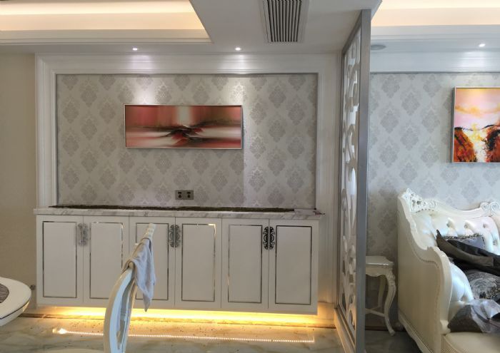 ���ݾ�����Ʒװ��Ч��ͼ