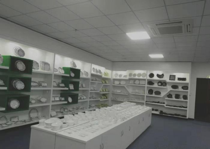 东莞桥头智发厂办公室装修效果图